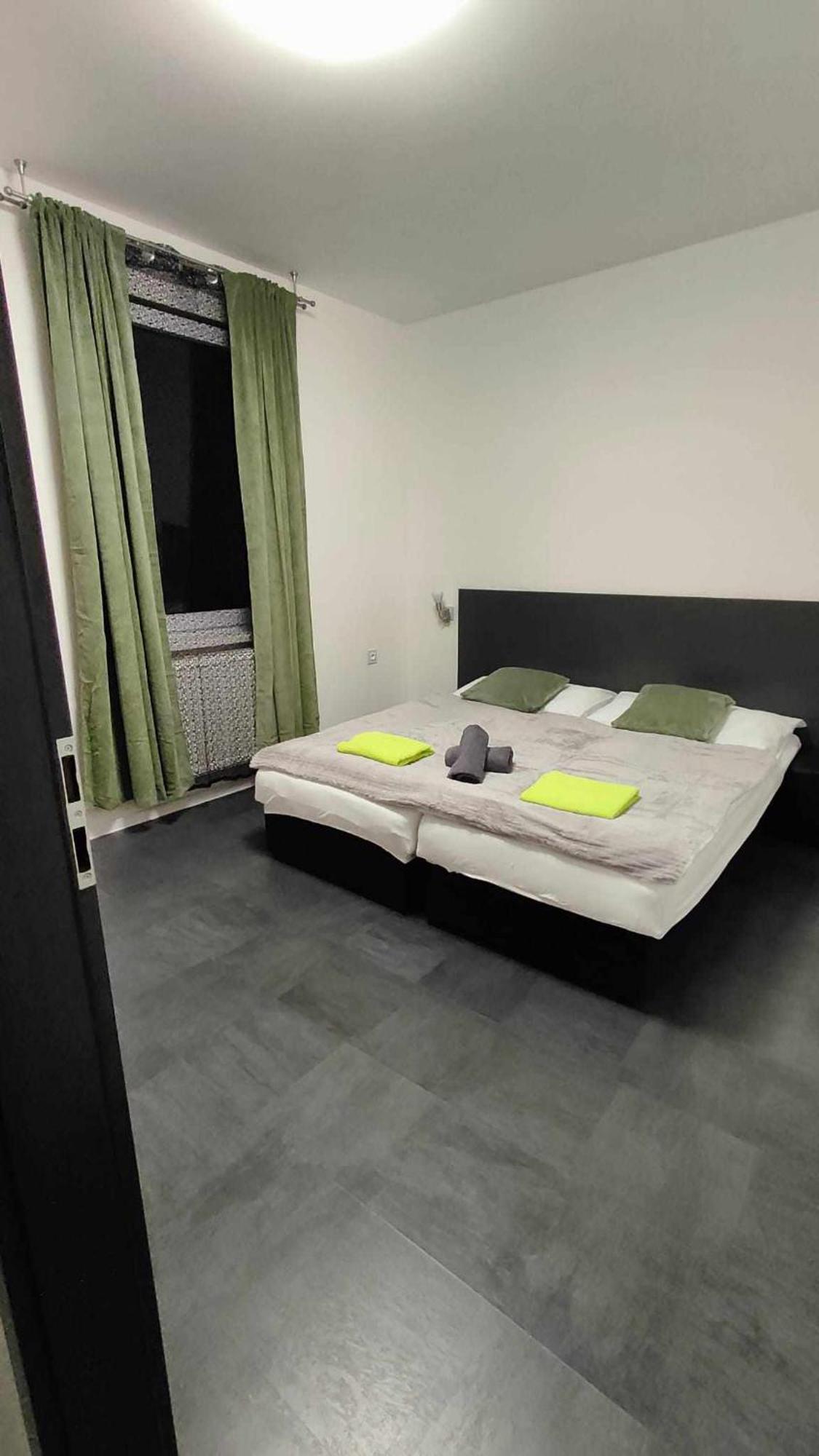 Apartmany U Golfu Jihlava Exterior foto