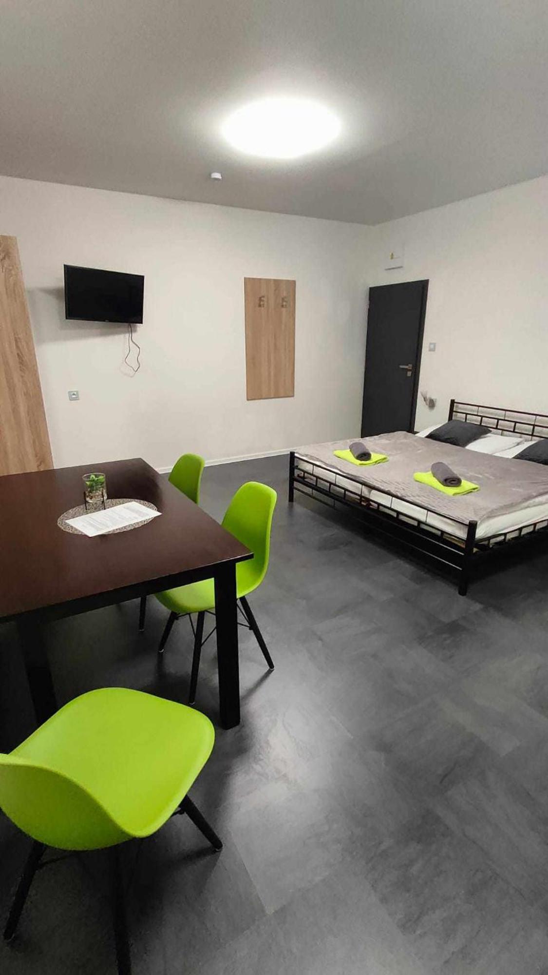 Apartmany U Golfu Jihlava Exterior foto